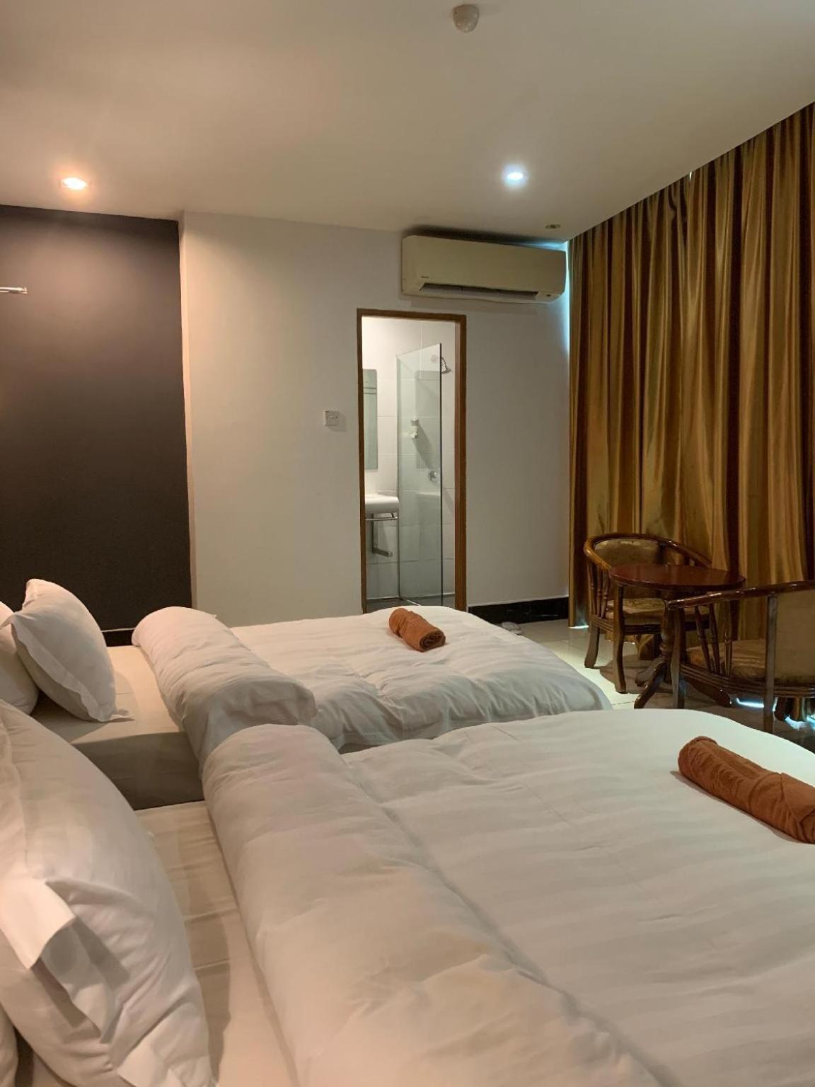 The Room Hotel Miri Rom bilde