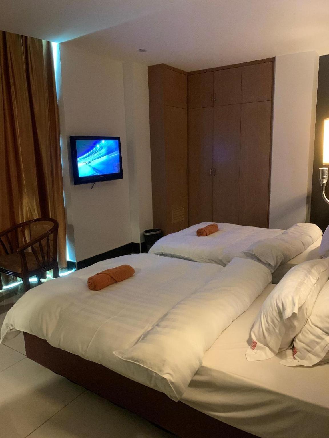 The Room Hotel Miri Rom bilde